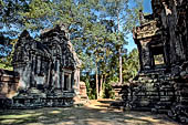 Thommanon temple - the west gopura.